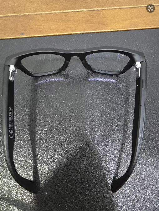 RayBan Meta Camera Glasses - Replica Thumbnail 3