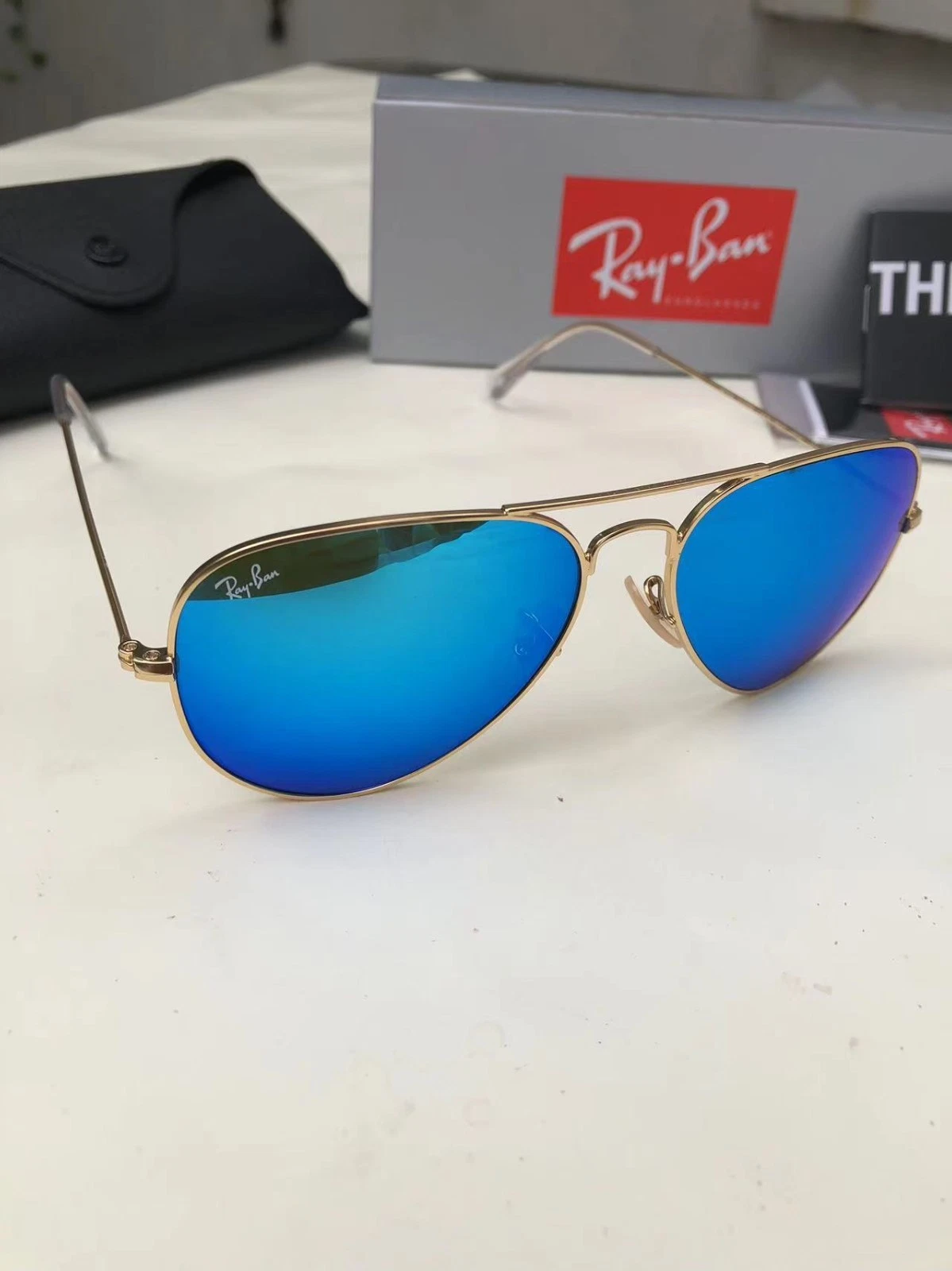 RayBan Aviator Classic - Gold Frame Glass Ice Blue RB3025 Thumbnail 2