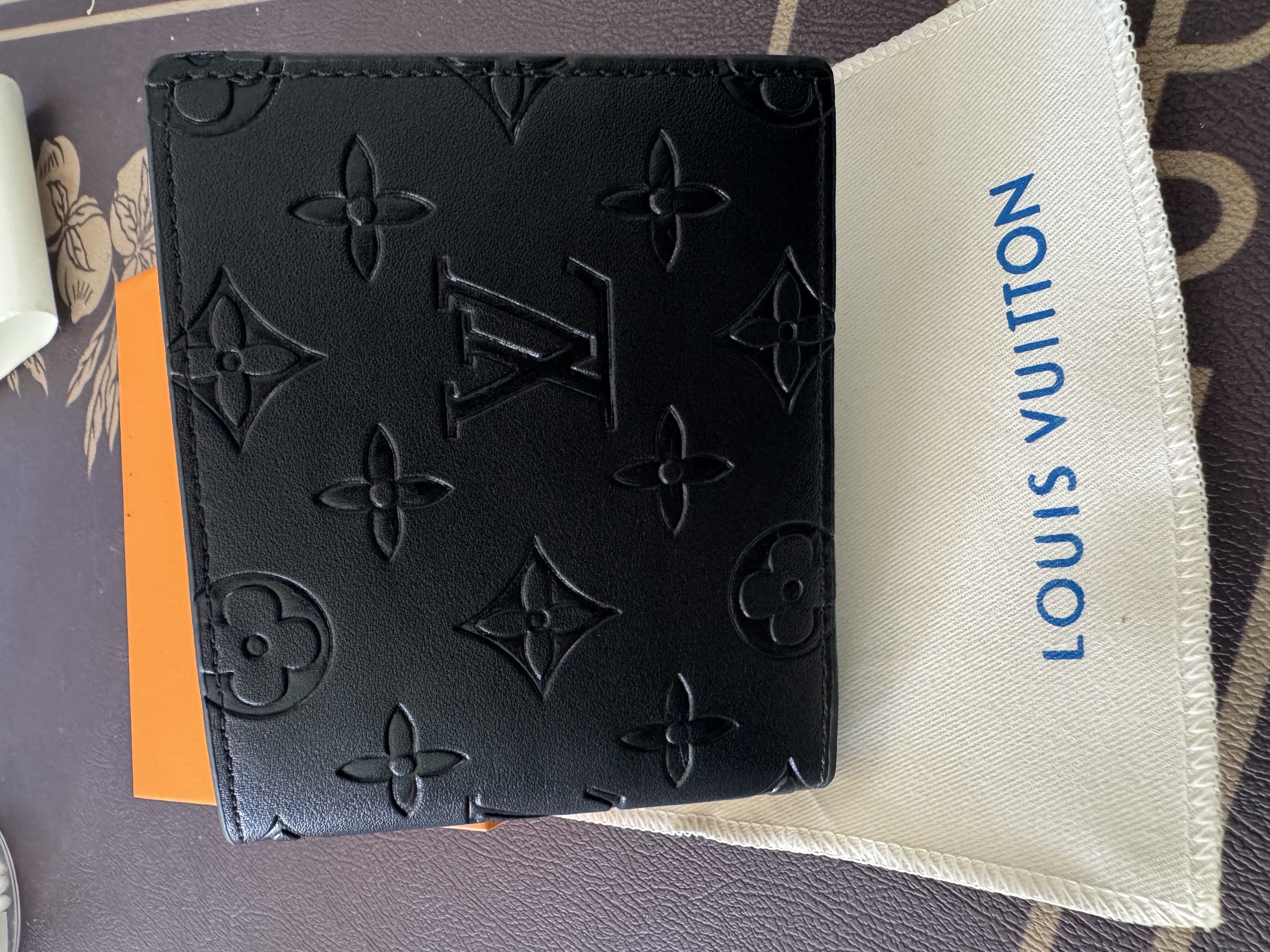 #6 Louis Vuitton Monogram Shadow Bifold Wallet Thumbnail 2