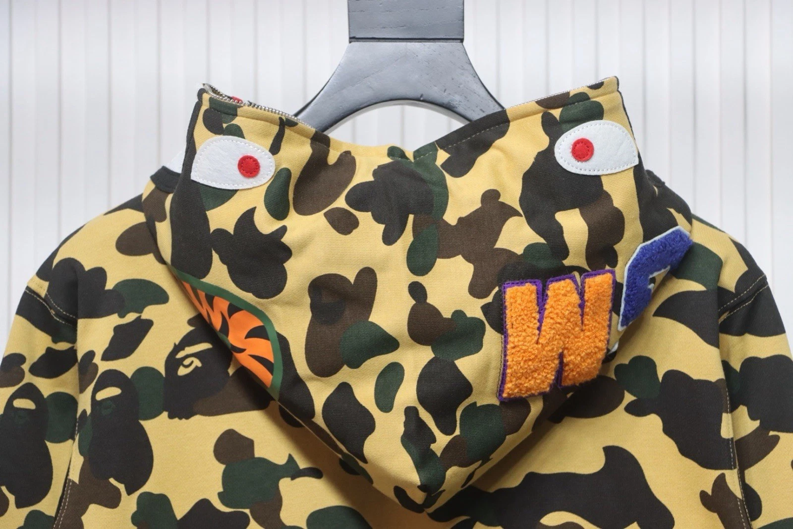 A Bathing Ape Men’s L Yellow/Green/Black Camo Shark Full Zip Bape Hoodie Thumbnail 6